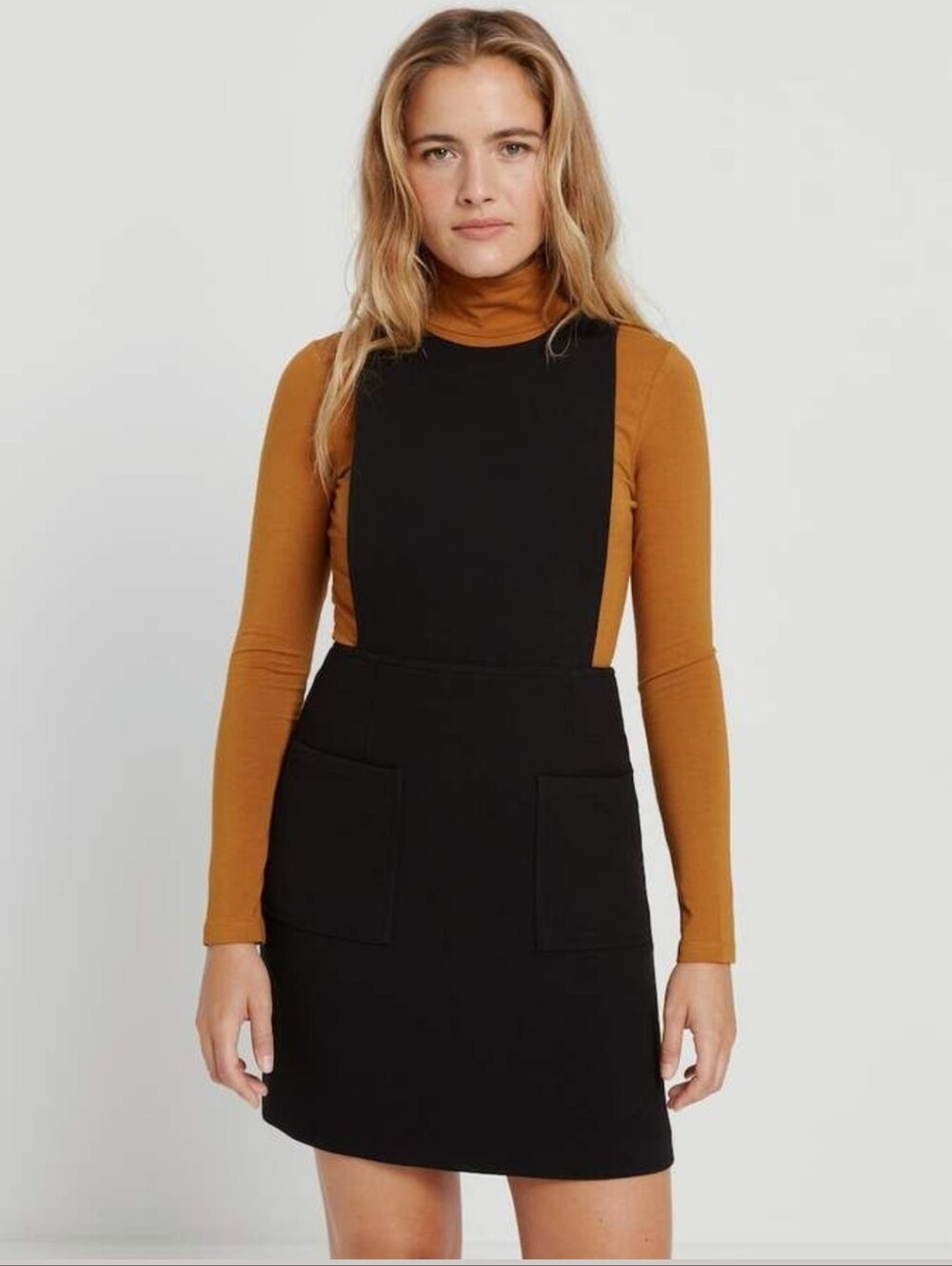 Frank + Oak Utility Pinafore in Black - M